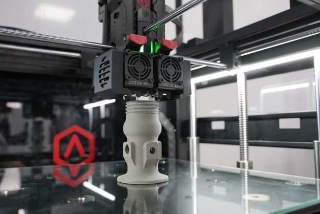 Platteland Een effectief Puur Raise3D MetalFuse, volledige in-house metaal 3D print oplossing | Bits2Atoms
